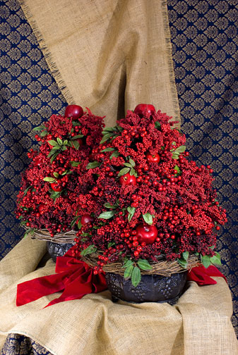 Cranberry Apple  Centerpiece by Eileen Williams